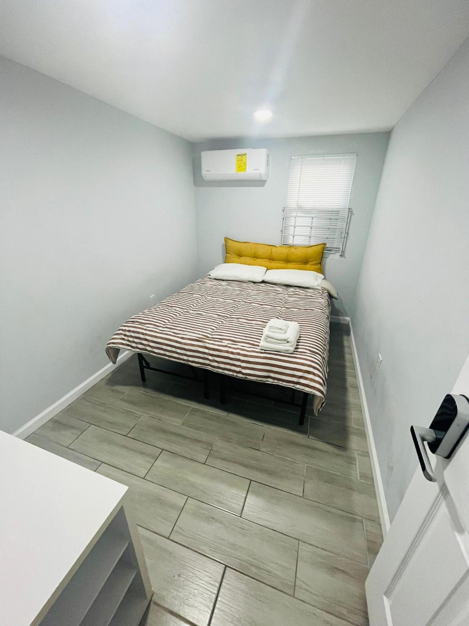 Airport Xpress Guestrooms Filadelfia Exterior foto