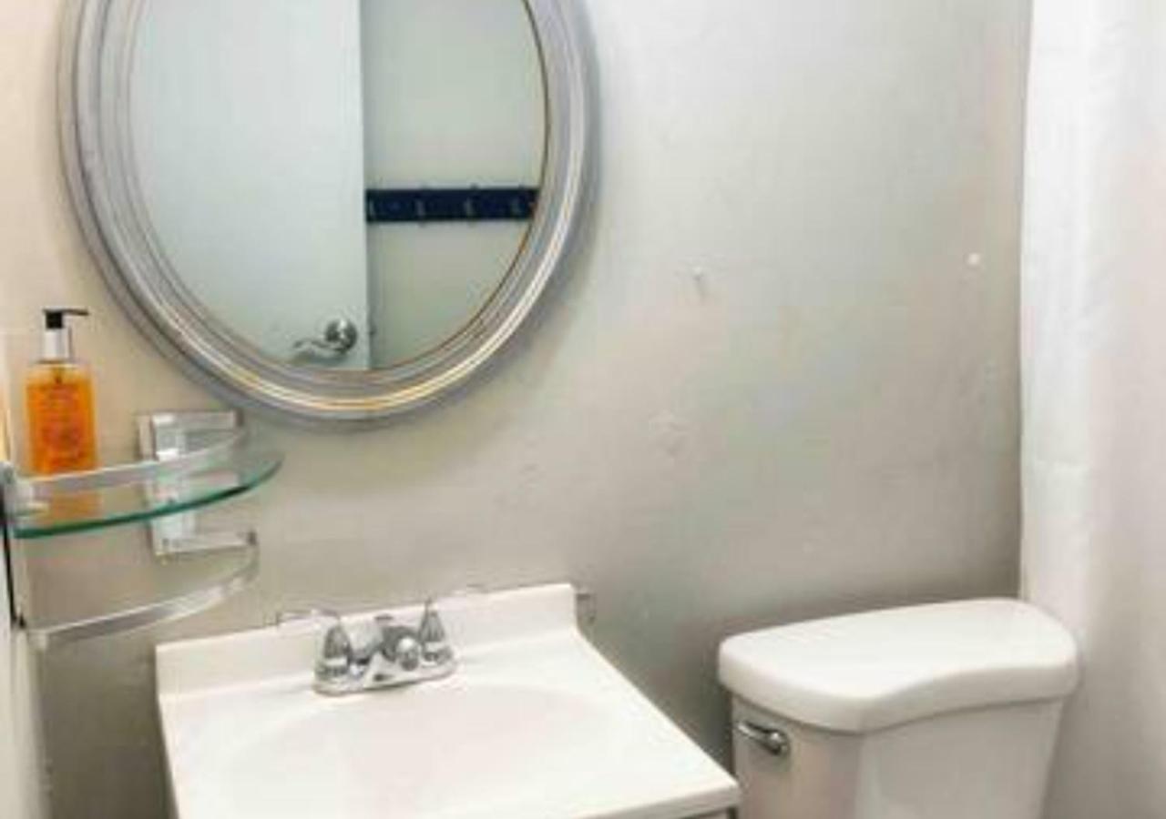 Airport Xpress Guestrooms Filadelfia Exterior foto